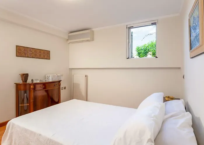 Omnia - Kommeno Bay Dassia (Corfu)